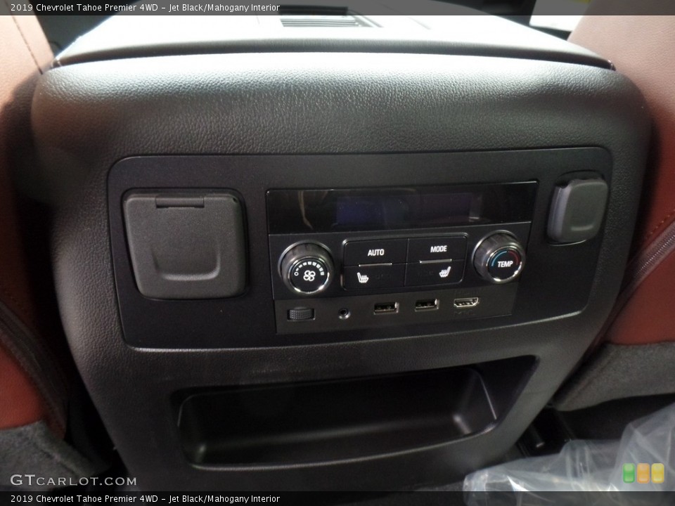 Jet Black/Mahogany Interior Controls for the 2019 Chevrolet Tahoe Premier 4WD #131379443
