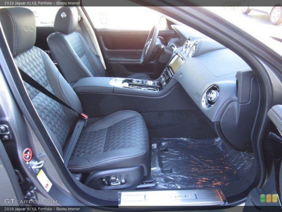 Ebony Interior Front Seat for the 2019 Jaguar XJ XJL Portfolio #131397810