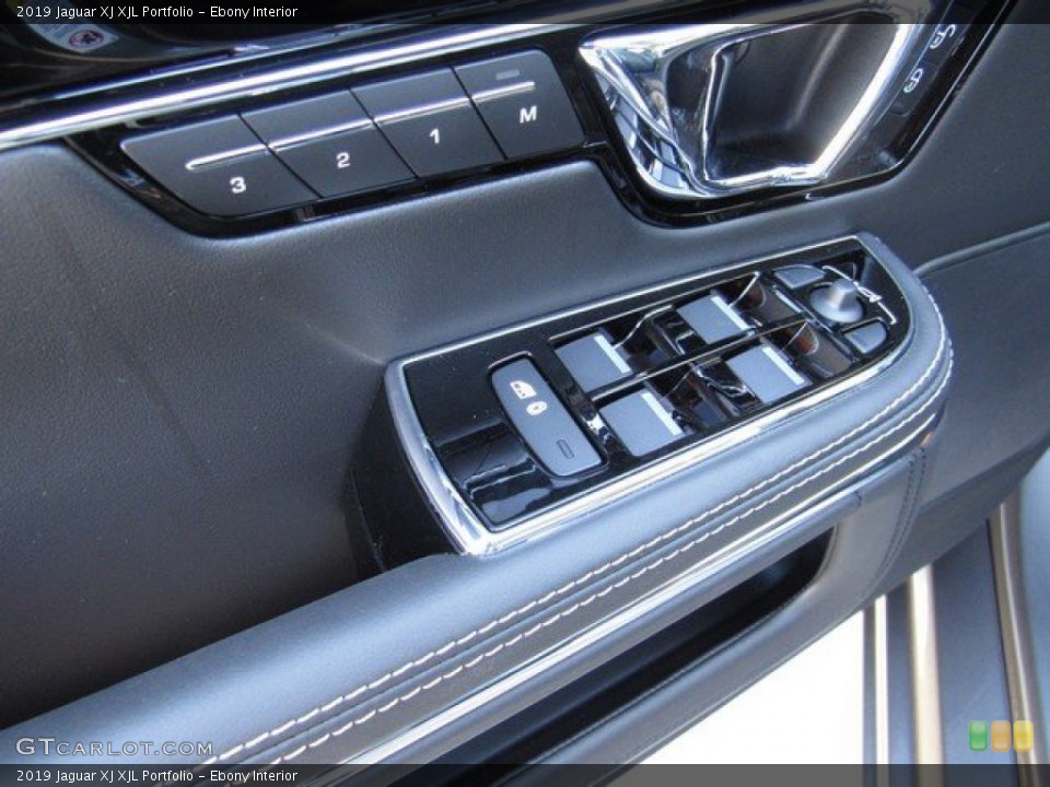 Ebony Interior Controls for the 2019 Jaguar XJ XJL Portfolio #131398155