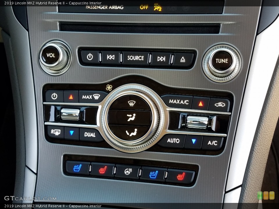 Cappuccino Interior Controls for the 2019 Lincoln MKZ Hybrid Reserve II #131404155