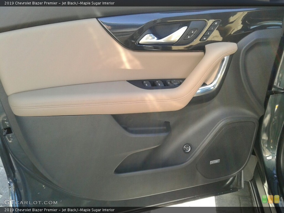 Jet Black/­Maple Sugar Interior Door Panel for the 2019 Chevrolet Blazer Premier #131410296