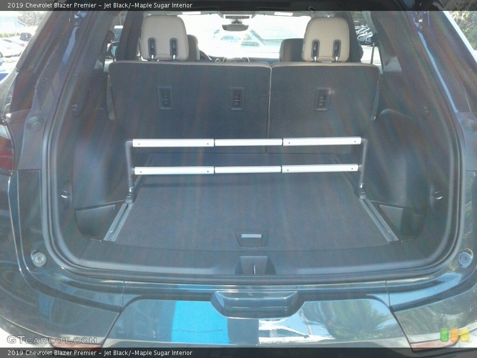 Jet Black/­Maple Sugar Interior Trunk for the 2019 Chevrolet Blazer Premier #131410317