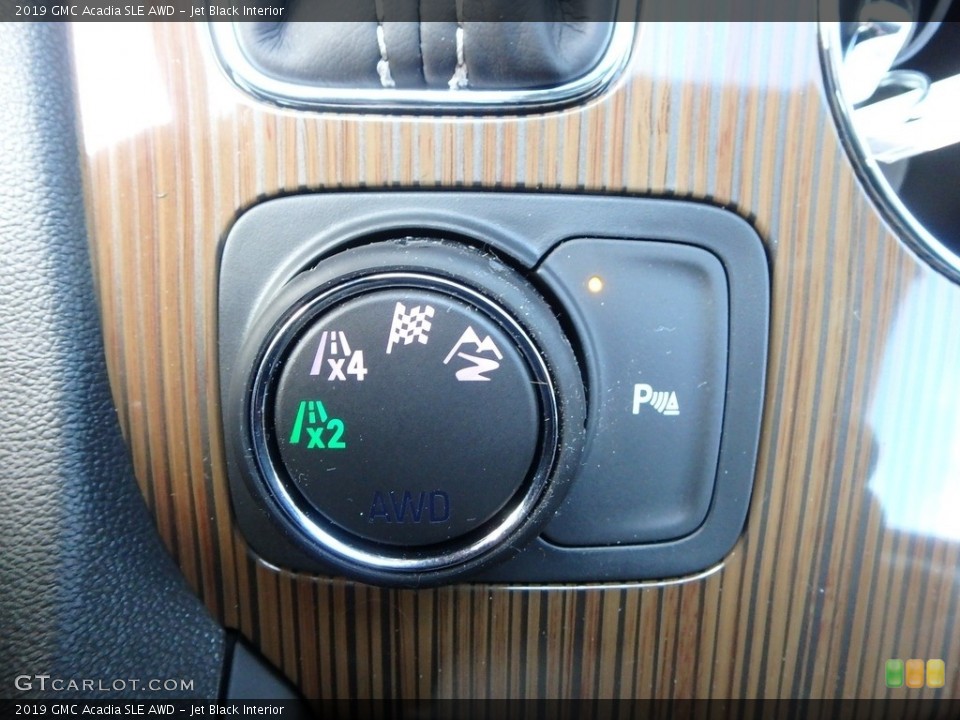 Jet Black Interior Controls for the 2019 GMC Acadia SLE AWD #131470431