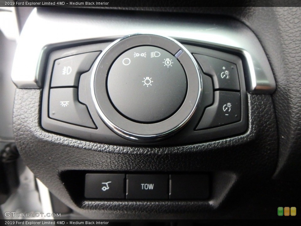 Medium Black Interior Controls for the 2019 Ford Explorer Limited 4WD #131475570