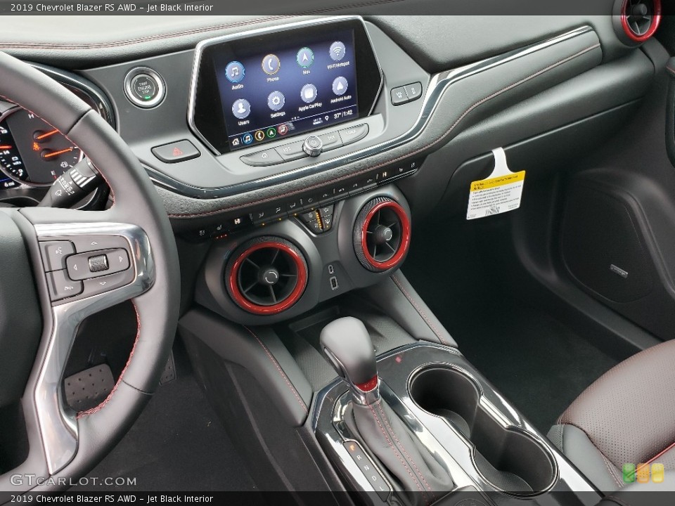 Jet Black Interior Dashboard for the 2019 Chevrolet Blazer RS AWD #131481510