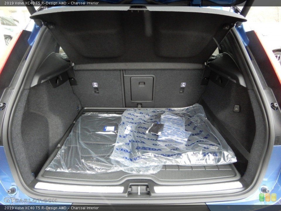 Charcoal Interior Trunk for the 2019 Volvo XC40 T5 R-Design AWD #131482347