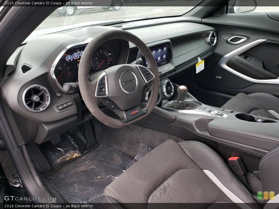 Jet Black Interior Front Seat for the 2019 Chevrolet Camaro SS Coupe #131482488