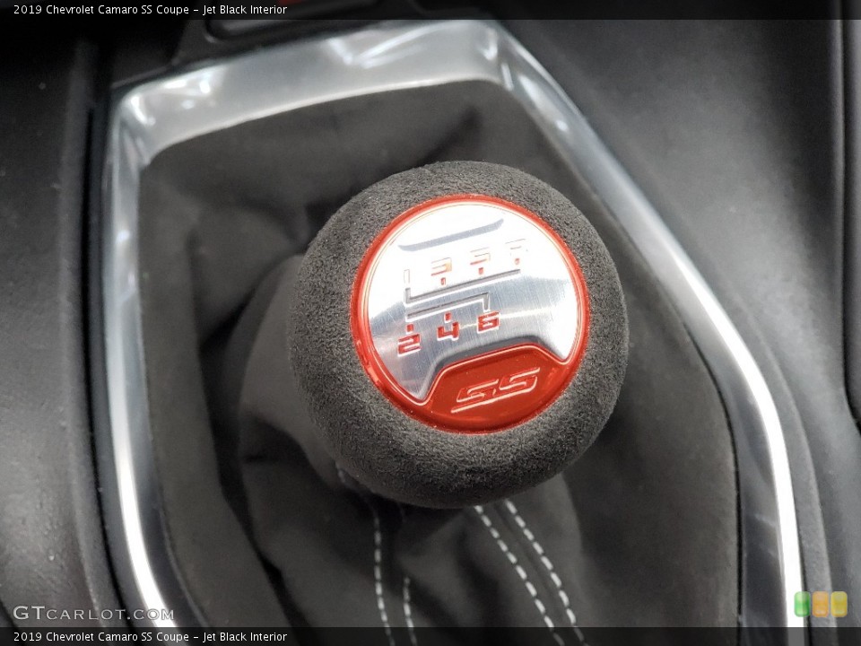 Jet Black Interior Transmission for the 2019 Chevrolet Camaro SS Coupe #131482557