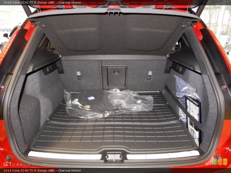 Charcoal Interior Trunk for the 2019 Volvo XC40 T5 R-Design AWD #131483883