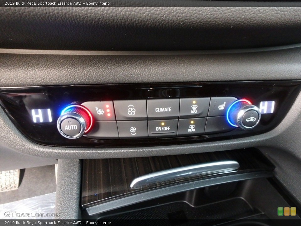 Ebony Interior Controls for the 2019 Buick Regal Sportback Essence AWD #131484144