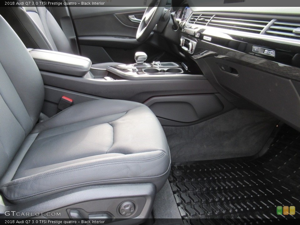Black Interior Front Seat for the 2018 Audi Q7 3.0 TFSI Prestige quattro #131497207