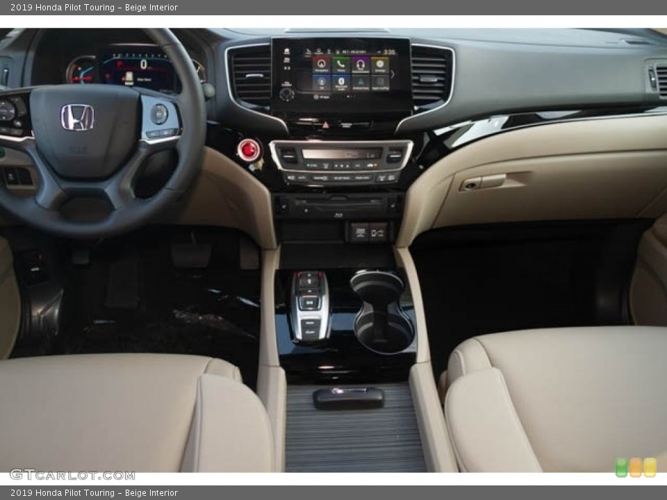 Beige Interior Dashboard for the 2019 Honda Pilot Touring #131498992