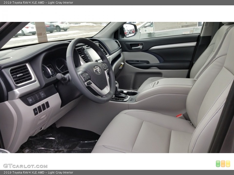 Light Gray Interior Front Seat for the 2019 Toyota RAV4 XLE AWD #131503723