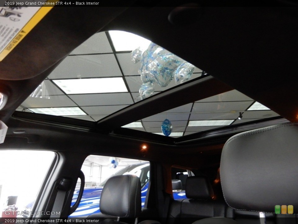 Black Interior Sunroof for the 2019 Jeep Grand Cherokee STR 4x4 #131531158