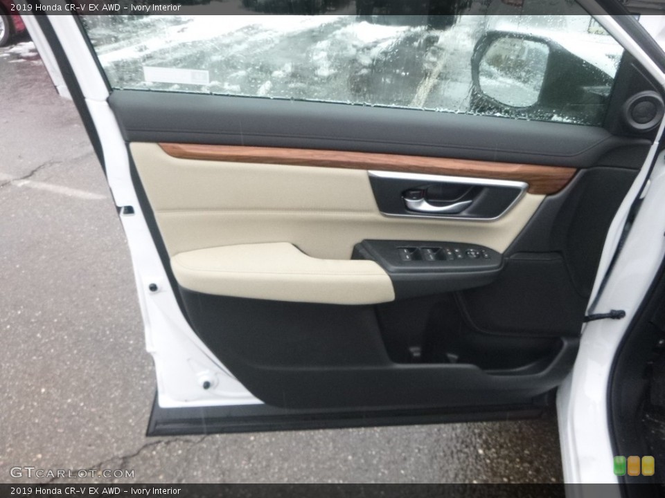 Ivory Interior Door Panel for the 2019 Honda CR-V EX AWD #131584417