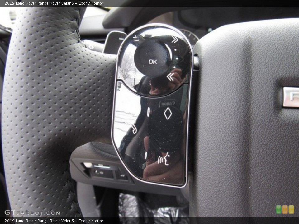 Ebony Interior Steering Wheel for the 2019 Land Rover Range Rover Velar S #131596657
