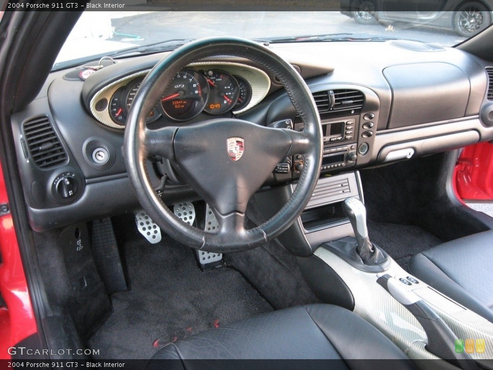Black Interior Dashboard for the 2004 Porsche 911 GT3 #131601559