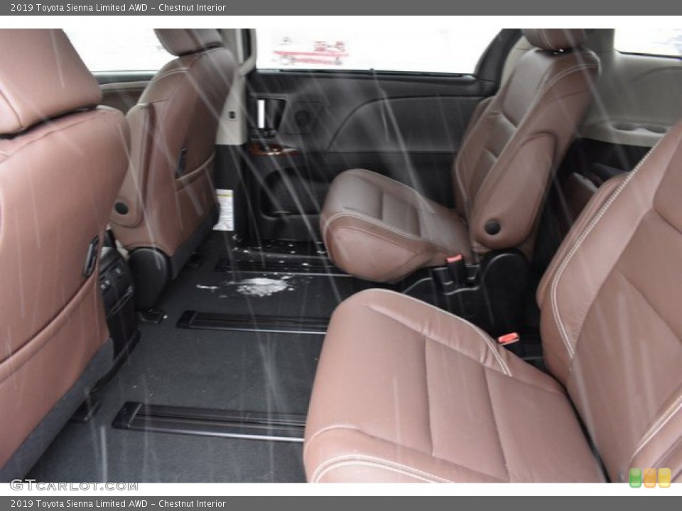 Chestnut Interior Rear Seat for the 2019 Toyota Sienna Limited AWD #131605243