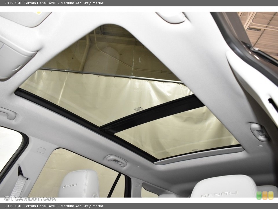 Medium Ash Gray Interior Sunroof for the 2019 GMC Terrain Denali AWD #131629681