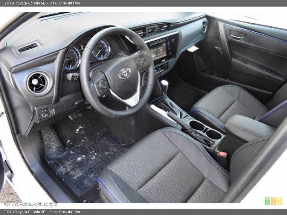 Steel Gray Interior Photo for the 2019 Toyota Corolla SE #131667070