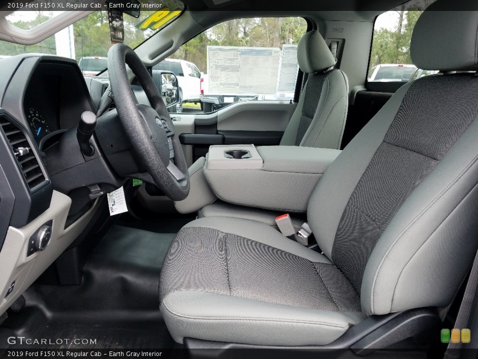 Earth Gray Interior Photo for the 2019 Ford F150 XL Regular Cab #131689231