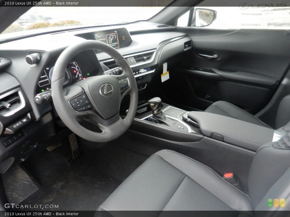 Black Interior Photo for the 2019 Lexus UX 250h AWD #131735308