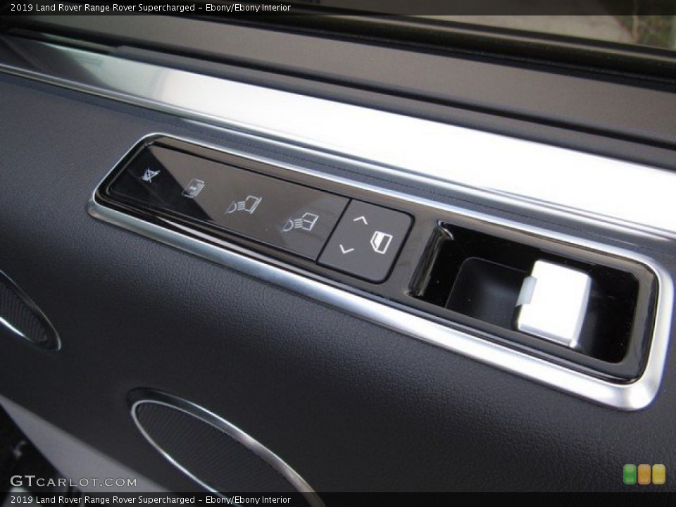 Ebony/Ebony Interior Controls for the 2019 Land Rover Range Rover Supercharged #131746852
