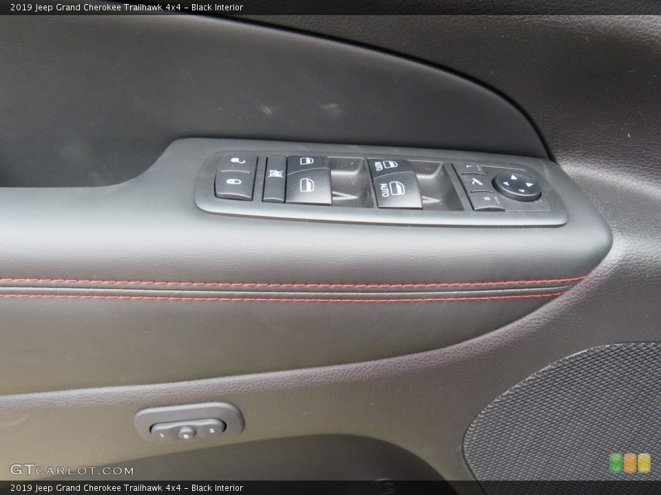 Black Interior Controls for the 2019 Jeep Grand Cherokee Trailhawk 4x4 #131767292