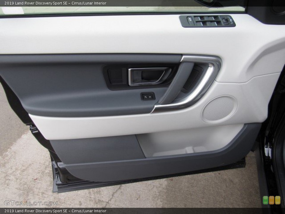 Cirrus/Lunar Interior Door Panel for the 2019 Land Rover Discovery Sport SE #131796350