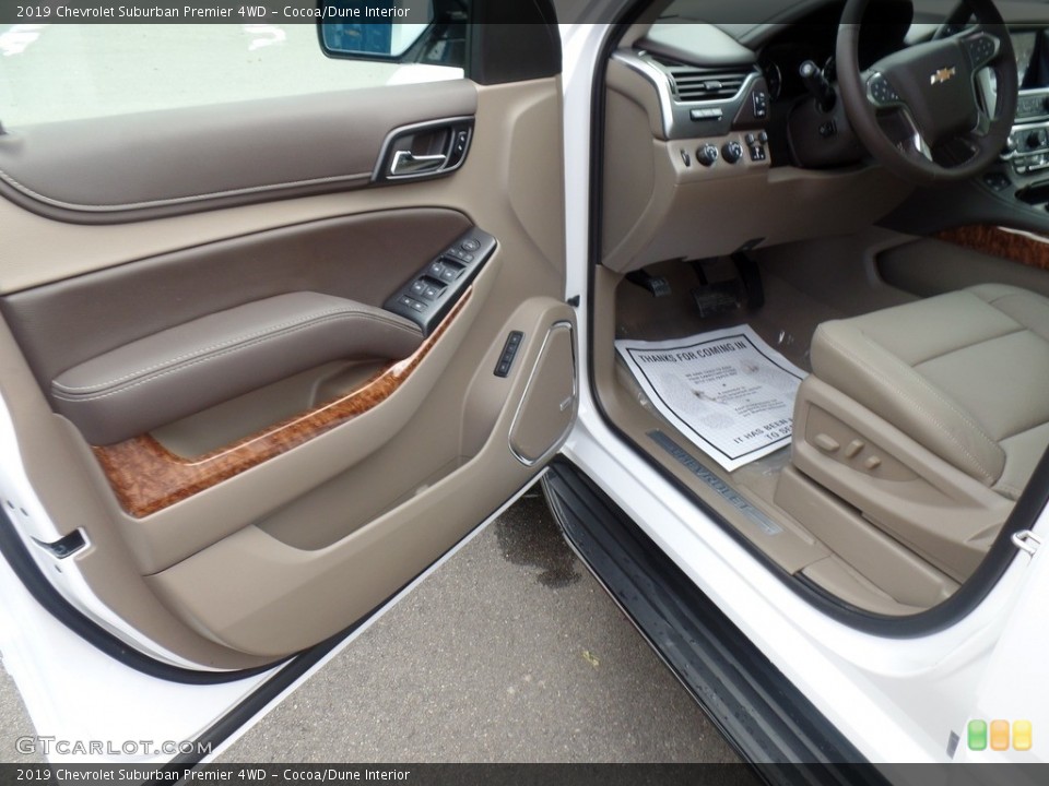 Cocoa/Dune 2019 Chevrolet Suburban Interiors