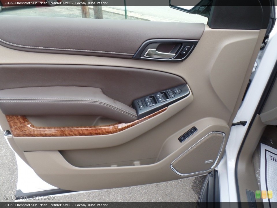 Cocoa/Dune Interior Door Panel for the 2019 Chevrolet Suburban Premier 4WD #131800142