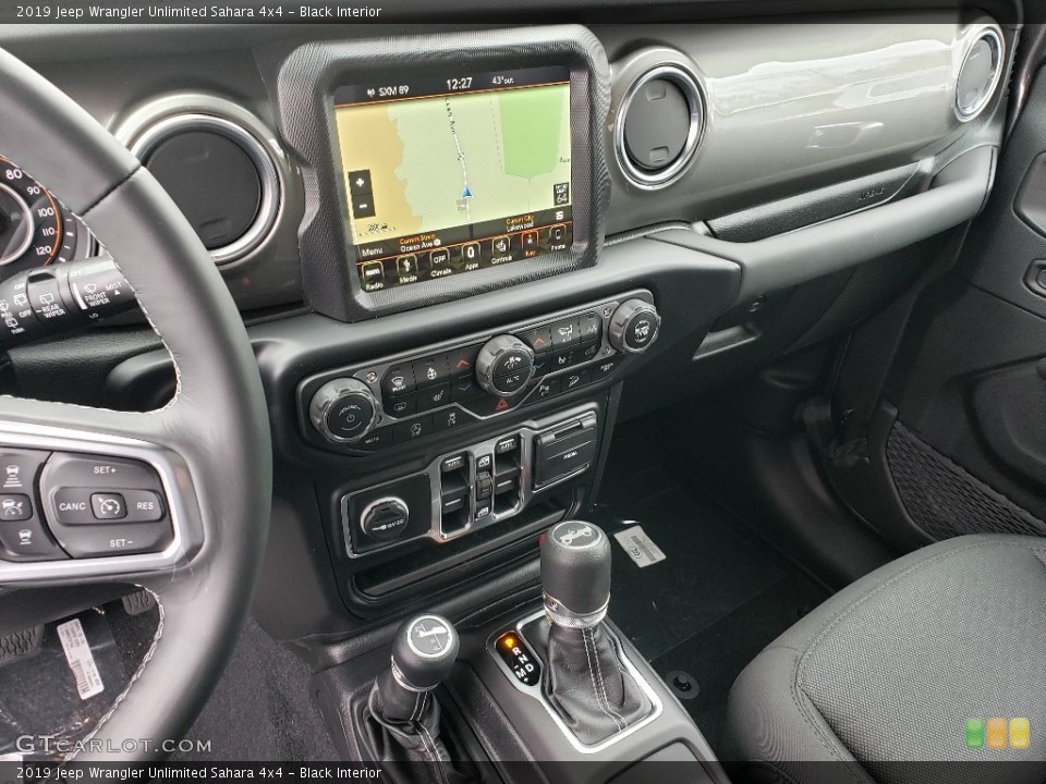 Black Interior Controls for the 2019 Jeep Wrangler Unlimited Sahara 4x4 #131808835