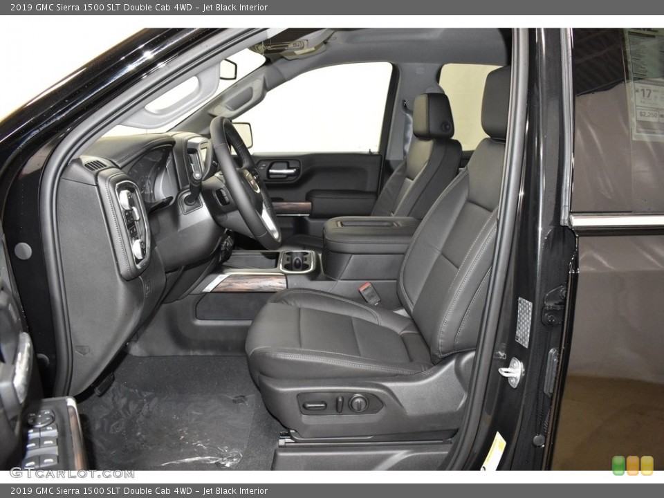 Jet Black Interior Photo for the 2019 GMC Sierra 1500 SLT Double Cab 4WD #131808910