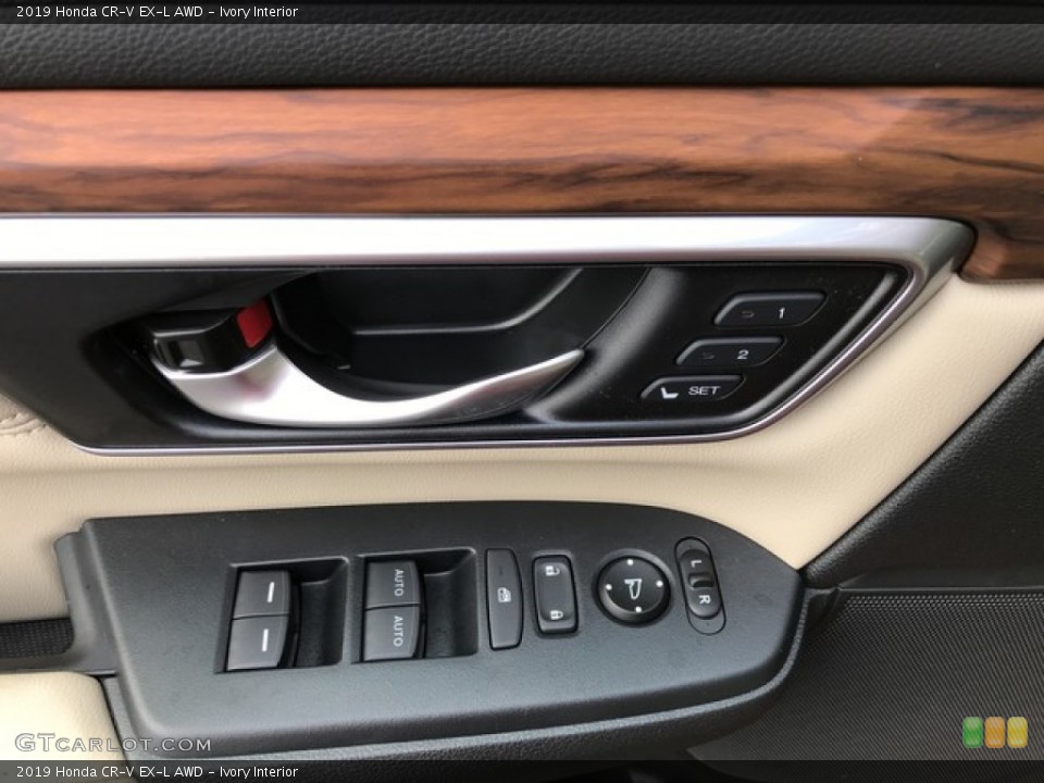 Ivory Interior Controls for the 2019 Honda CR-V EX-L AWD #131832807