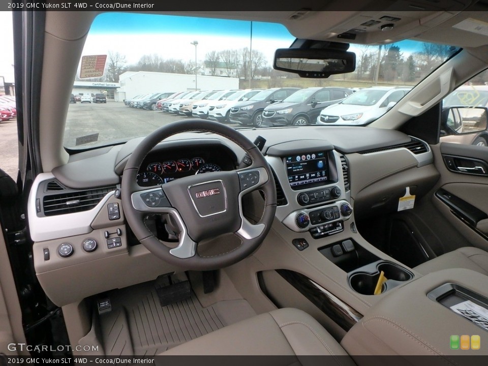 Cocoa/Dune Interior Photo for the 2019 GMC Yukon SLT 4WD #131837646