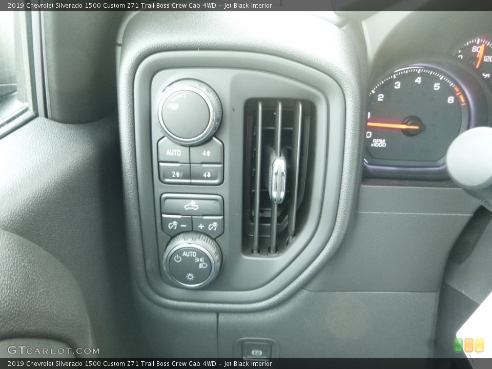 Jet Black Interior Controls for the 2019 Chevrolet Silverado 1500 Custom Z71 Trail Boss Crew Cab 4WD #131962501