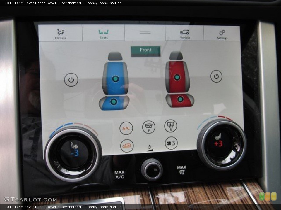 Ebony/Ebony Interior Controls for the 2019 Land Rover Range Rover Supercharged #132077823