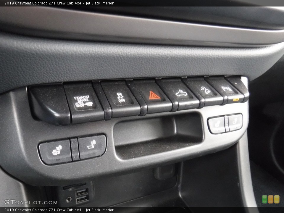Jet Black Interior Controls for the 2019 Chevrolet Colorado Z71 Crew Cab 4x4 #132095718
