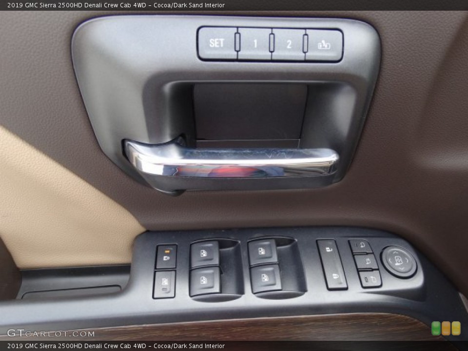 Cocoa/Dark Sand Interior Controls for the 2019 GMC Sierra 2500HD Denali Crew Cab 4WD #132124837