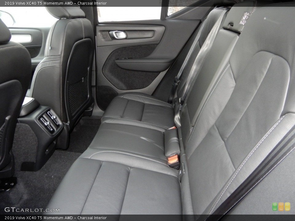Charcoal Interior Rear Seat for the 2019 Volvo XC40 T5 Momentum AWD #132260308