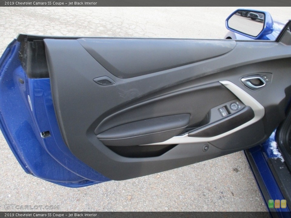 Jet Black Interior Door Panel for the 2019 Chevrolet Camaro SS Coupe #132266873