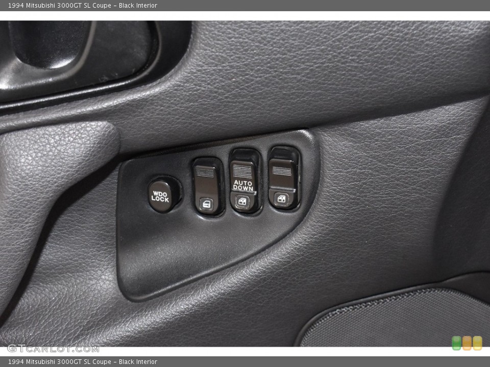 Black Interior Controls for the 1994 Mitsubishi 3000GT SL Coupe #132267700