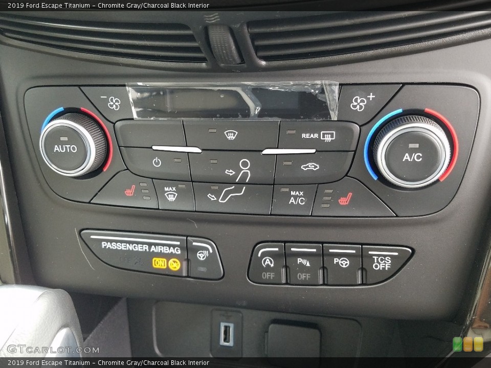 Chromite Gray/Charcoal Black Interior Controls for the 2019 Ford Escape Titanium #132339992