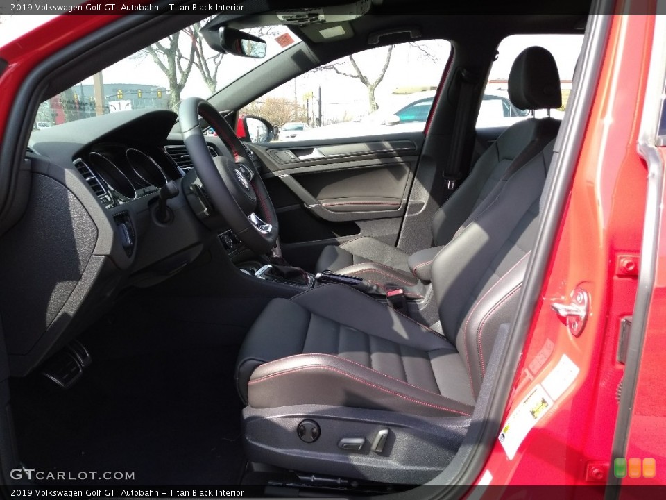 Titan Black Interior Photo for the 2019 Volkswagen Golf GTI Autobahn #132421803
