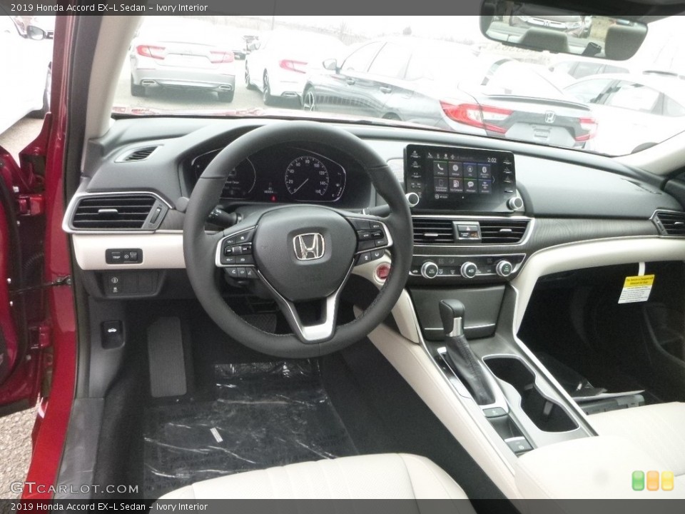 Ivory Interior Dashboard for the 2019 Honda Accord EX-L Sedan #132423096