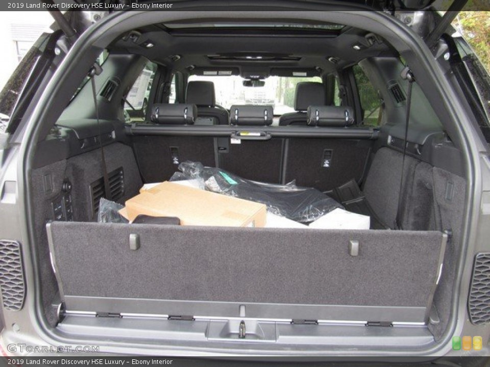 Ebony Interior Trunk for the 2019 Land Rover Discovery HSE Luxury #132430872