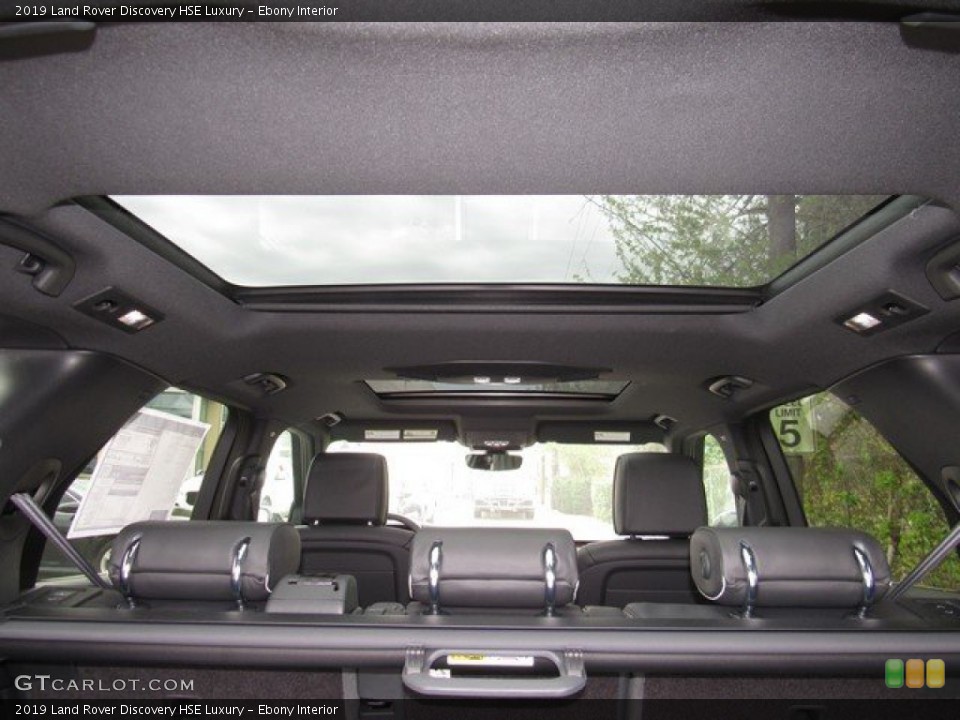 Ebony Interior Sunroof for the 2019 Land Rover Discovery HSE Luxury #132430887