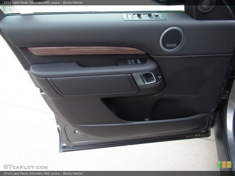 Ebony Interior Door Panel for the 2019 Land Rover Discovery HSE Luxury #132430998