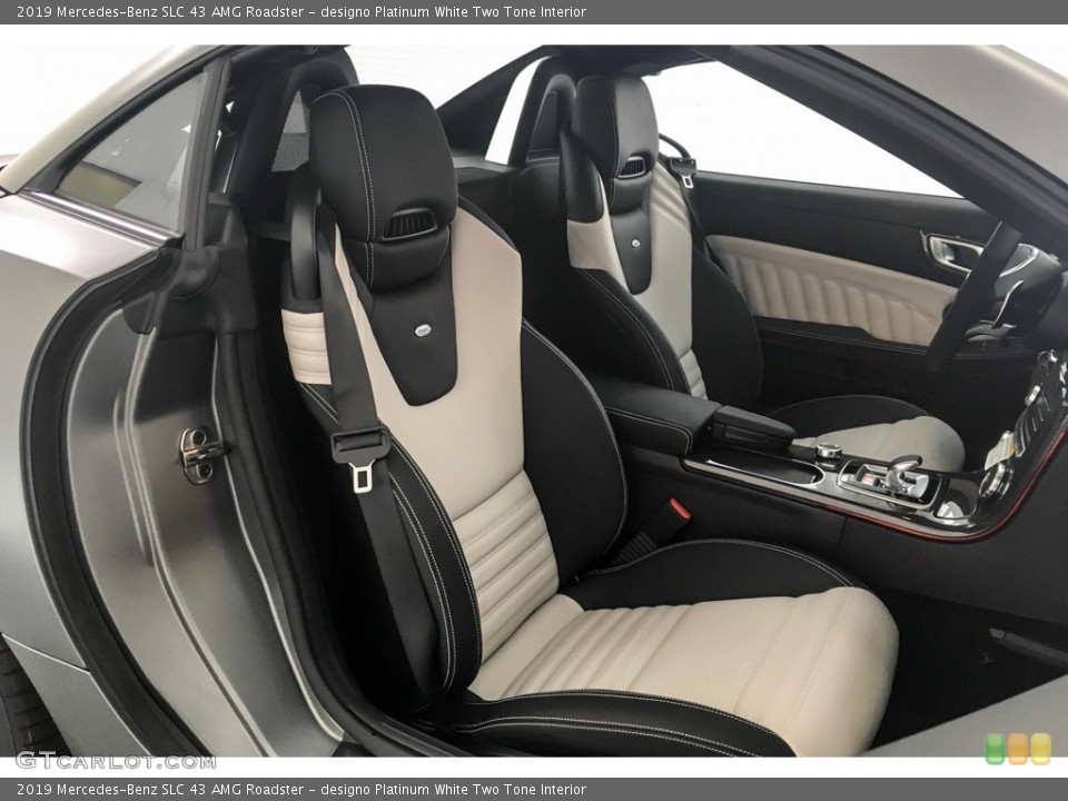 designo Platinum White Two Tone Interior Photo for the 2019 Mercedes-Benz SLC 43 AMG Roadster #132487692