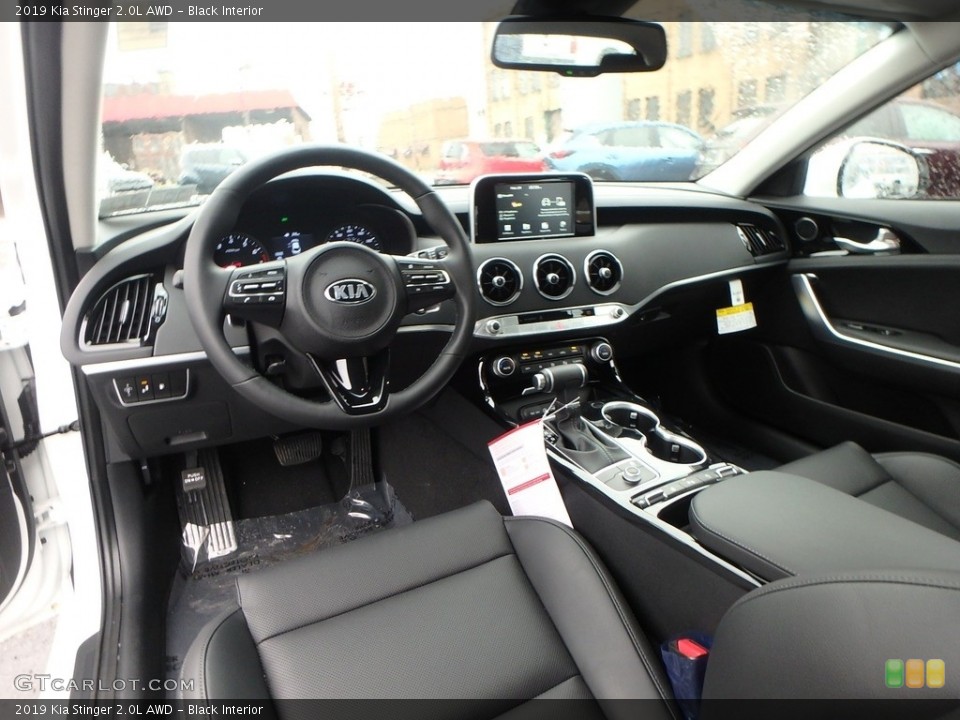 Black Interior Photo for the 2019 Kia Stinger 2.0L AWD #132503730